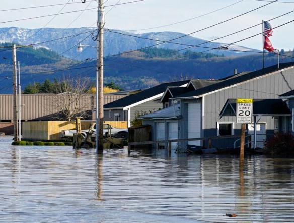 Flood Watches Issued In Us Northwest As Some Urged To Evacuate